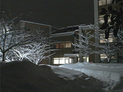 2012年2月17日夜のキャンパス