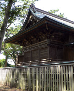 日吉八幡神社本殿