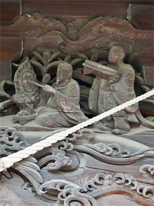 前橋市総社神社拝殿装飾（右）