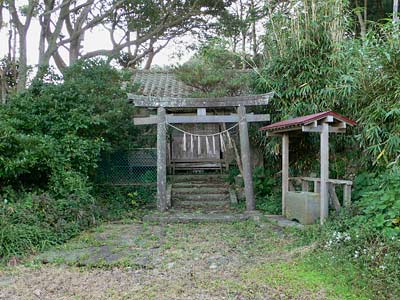 田代島の山神社