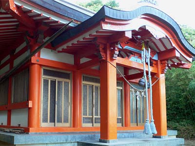 田代島の稲荷神社拝殿