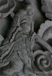 丹内山神社本殿外壁彫刻（部分）
