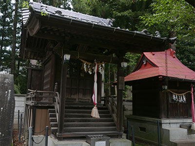 仙台市若林区の白山神社境内の八幡宮と雷神社