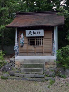 長野市妻科神社境内の天神社