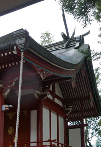 生島足島神社境内の諏訪神社