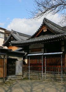 柴島神社社殿側面