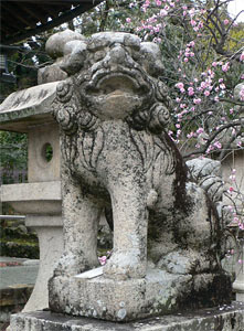 春日神社狛犬（阿像）