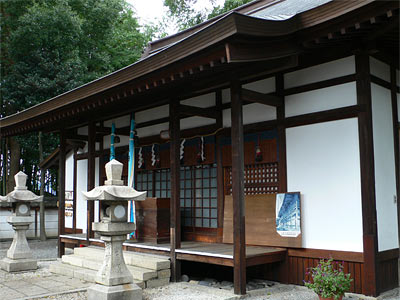 池田市鉢塚の五社神社拝殿