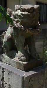 久々知須佐男神社境内社狛犬（吽形）