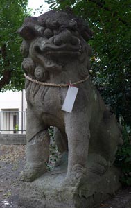 尼崎市若王寺の熊野大神社狛犬（阿形）