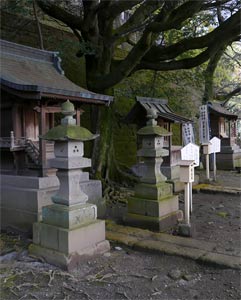宇都宮二荒山神社境内の松尾神社，荒神社，水神社