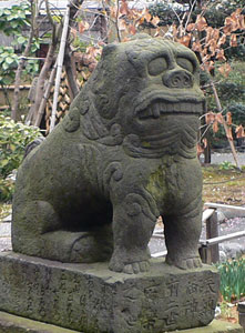 六郷神社狛犬（吽像）