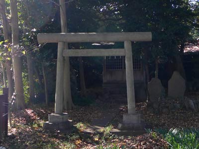 谷保天満宮境内の第六天神社