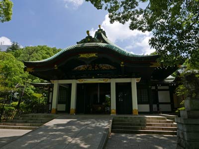 東京都北区岸町の王子神社拝殿