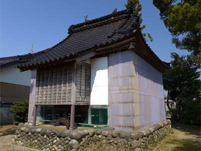 海老江熊野神社拝殿背後