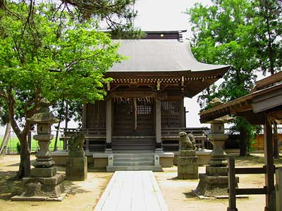 明田の諏訪神社・社殿