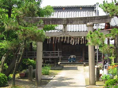 明田の三山神社