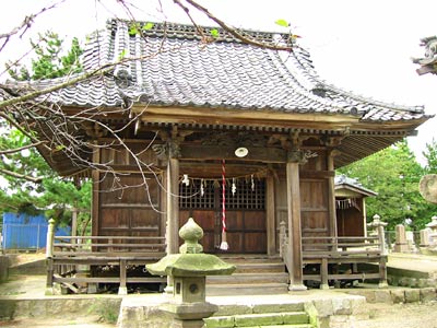 下山の稲荷神社拝殿
