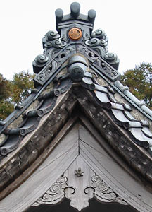 割野の諏訪神社本殿