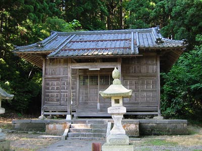 丸田の鋒神社拝殿