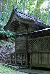 山崎の諏訪神社本殿