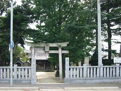 石山の諏訪神社