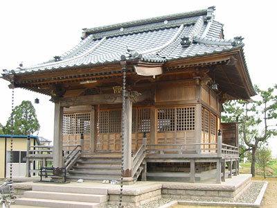 大瀬柳神社社殿