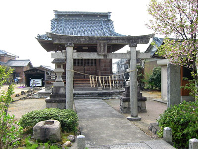 山飯野神社
