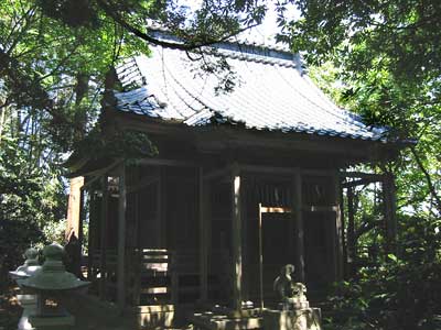 弥彦村井田神社