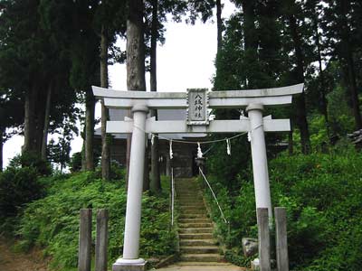 旧朝日村大須戸の八坂神社