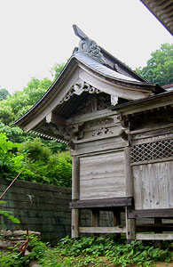 大須戸の八坂神社本殿