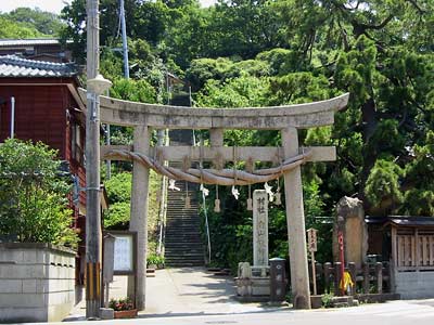 寺泊の白山媛神社
