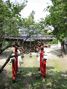 燕市上児木の児木神社