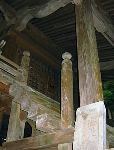加茂市下高柳の日吉神社本殿