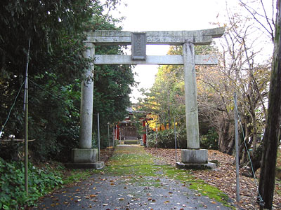 打越の宇智古志神社