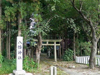 阿賀野市久保の八幡神社