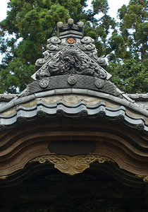 八幡神社本殿屋根