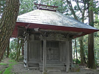 中島の神明神社拝殿