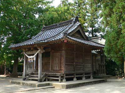 村上市下鍜冶屋の八幡神社社殿