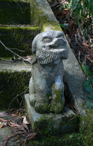 柳沢羽黒神社狛犬（右）