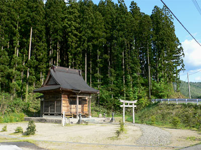 旧三川村川口の若宮八幡神社