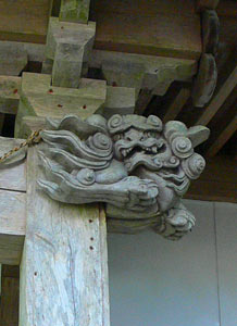 上川村広瀬の山神社拝殿装飾