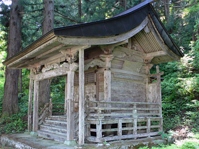 上川村栃堀の愛宕神社
