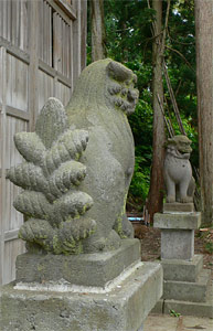 赤谷諏訪神社狛犬