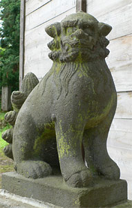赤谷諏訪神社狛犬（吽像）