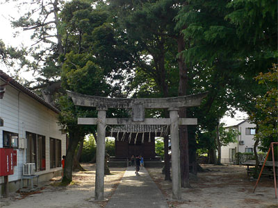亀田町所島の草薙社