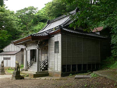 石井神社社殿全貌