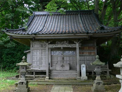 出雲崎町尼瀬の諏訪神社社殿