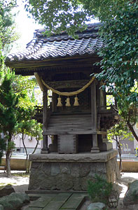沼垂白山神社境内の古峯神社