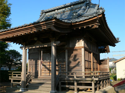 新潟市北区嘉山の日吉神社拝殿